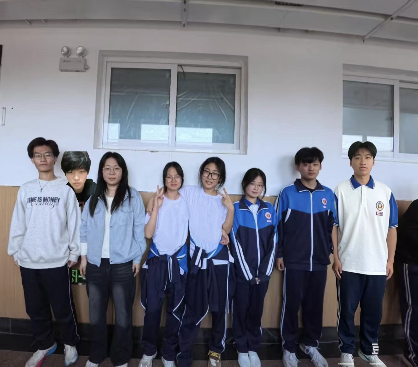 高一8班